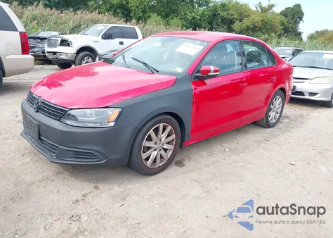 2011 Volkswagen Jetta 2.0L Tdi Le from USA, damaged, VIN 3VWLL7AJ5BM077027